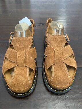 New without box Dr Martens Archive sandals men’s size 13 & 12